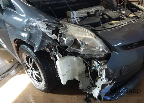 2013 Toyota Prius Two from USA, damaged, VIN JTDKN3DU9D5547334